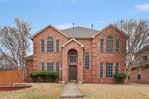 featured image of 316 Leameadow Dr