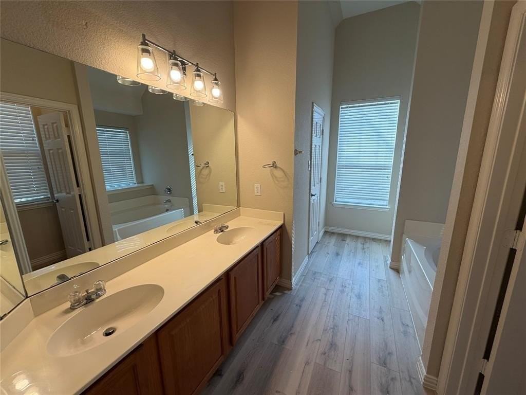 1026 Elm Dr - Photo 7 of 17