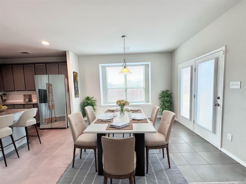 3018 Montrose Ct - Photo 7 of 32