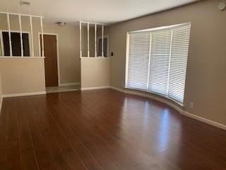 1707 Oakridge Dr - Photo 3 of 14