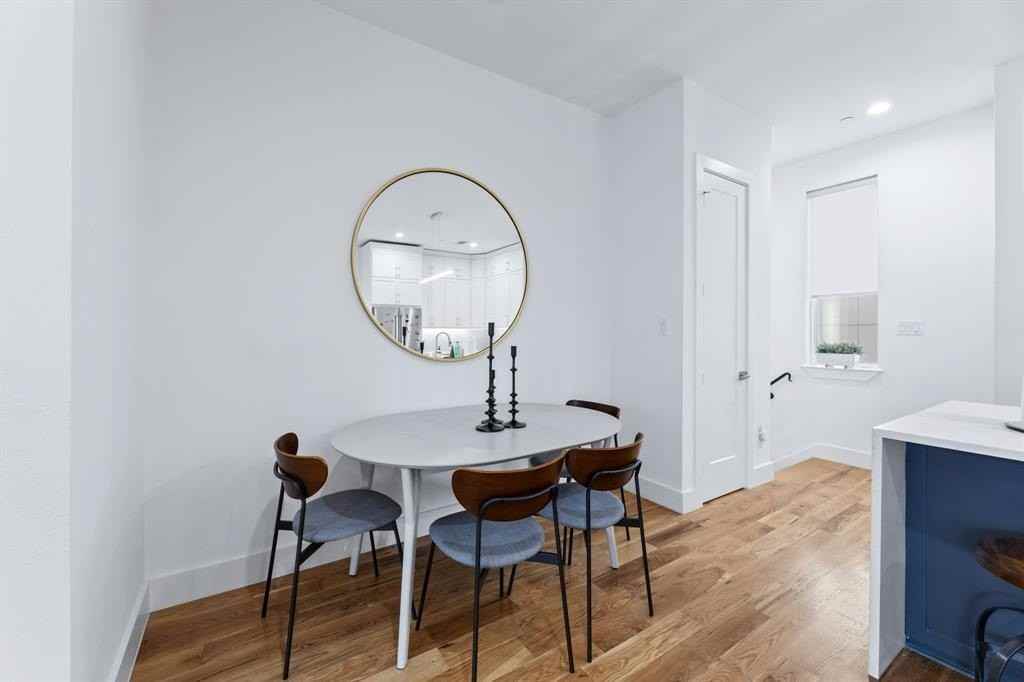 2311 N Carroll Ave #B - Photo 7 of 23