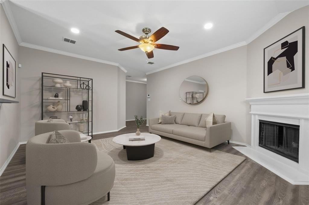 4313 Coney Island Dr - Photo 4 of 26