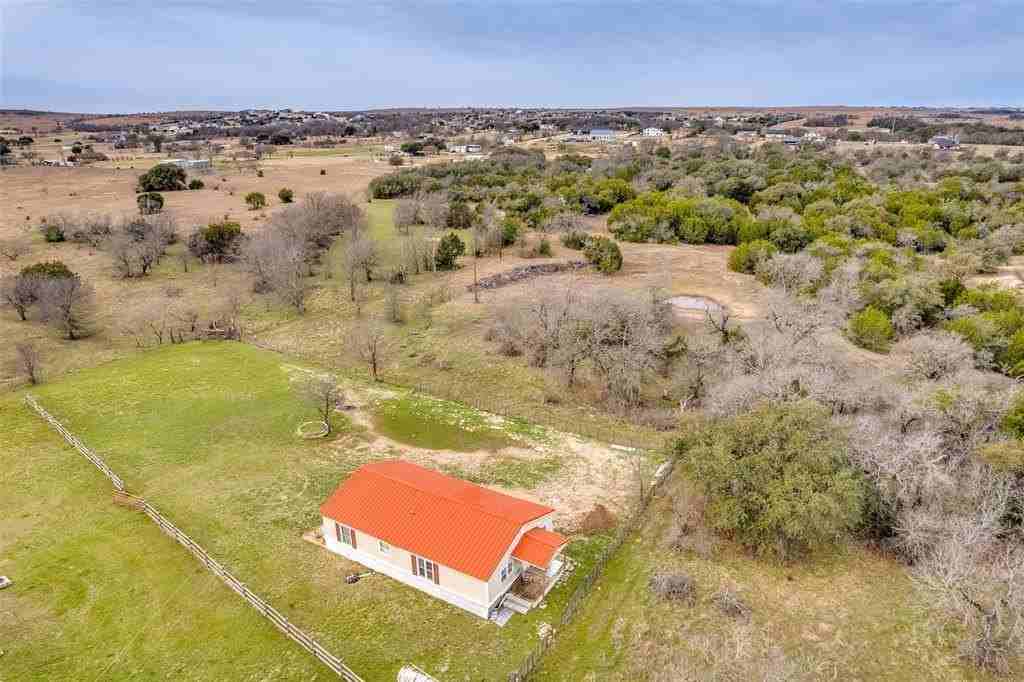 1584 Kelly Rd #A - Photo 3 of 18