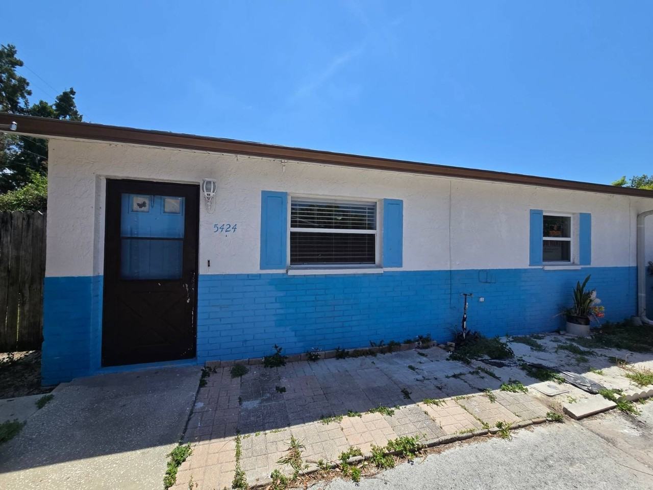 5424 Amy Ln - Photo 3 of 19