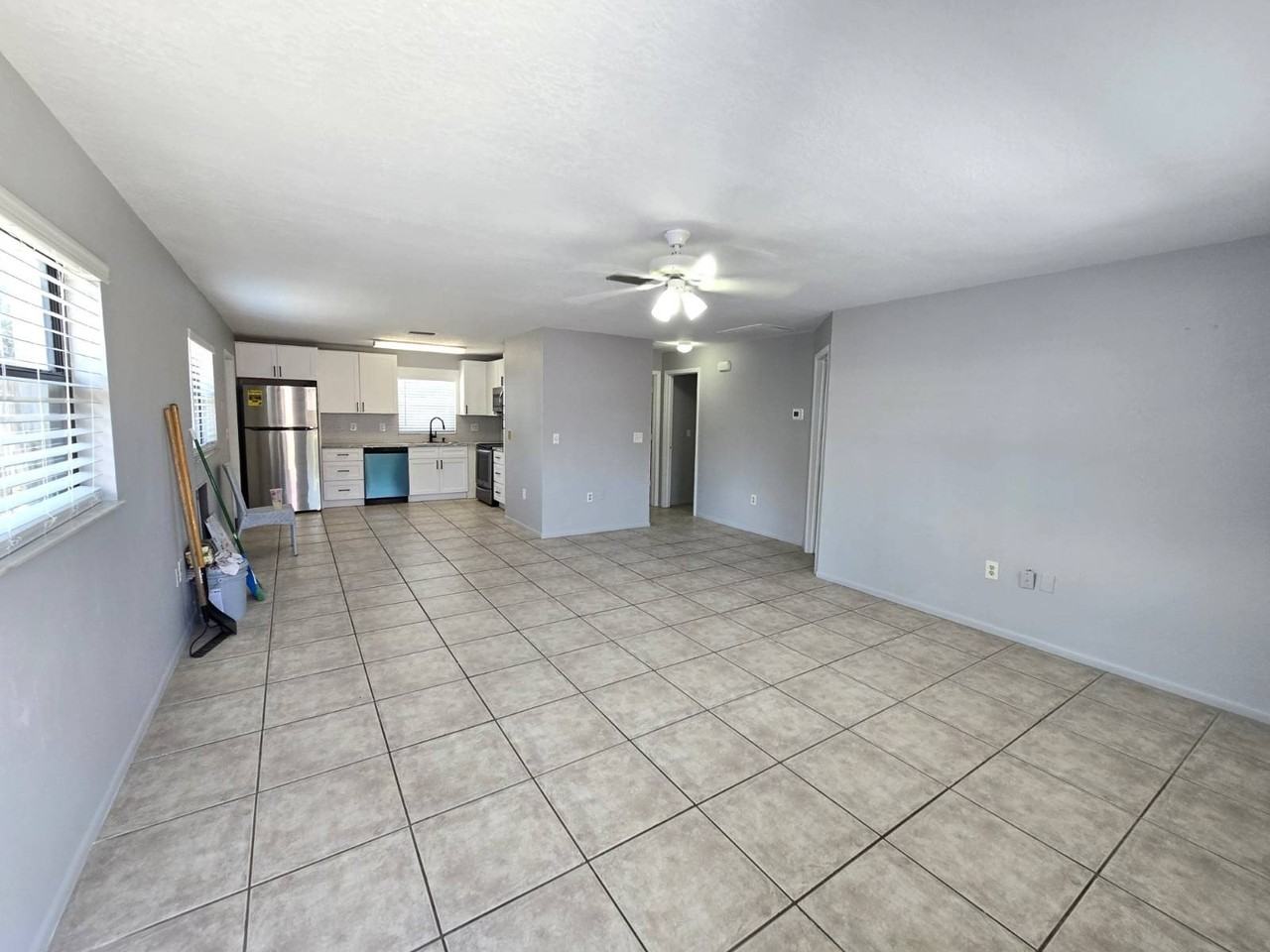 5424 Amy Ln - Photo 4 of 19