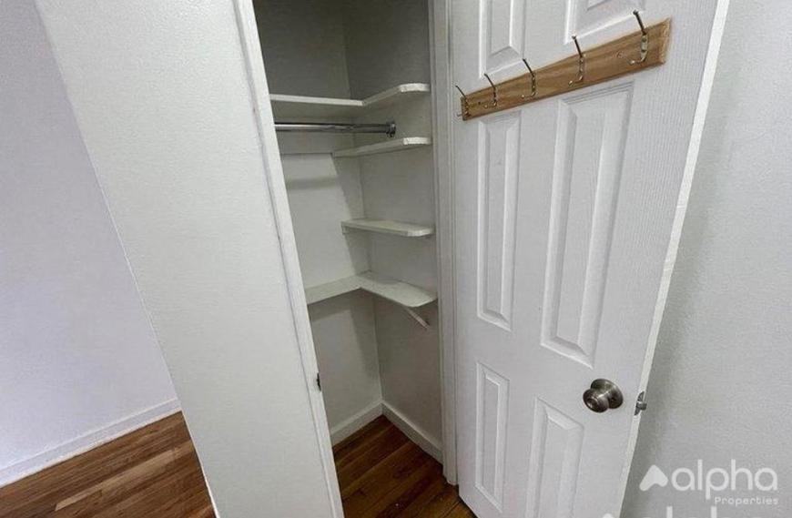 315 E 108th St - Photo 3 of 8