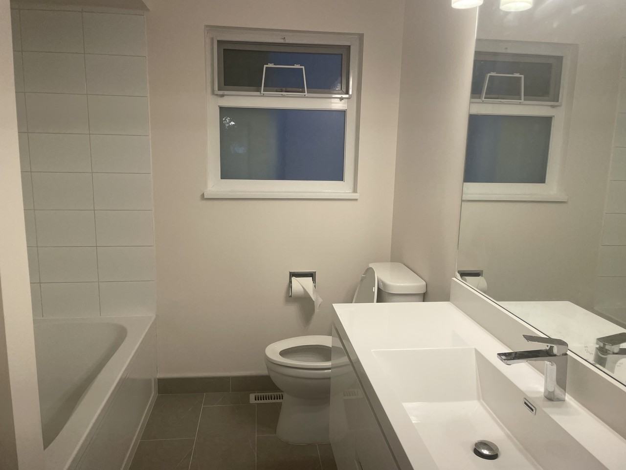 12230 188 St #1 - Photo 4 of 10