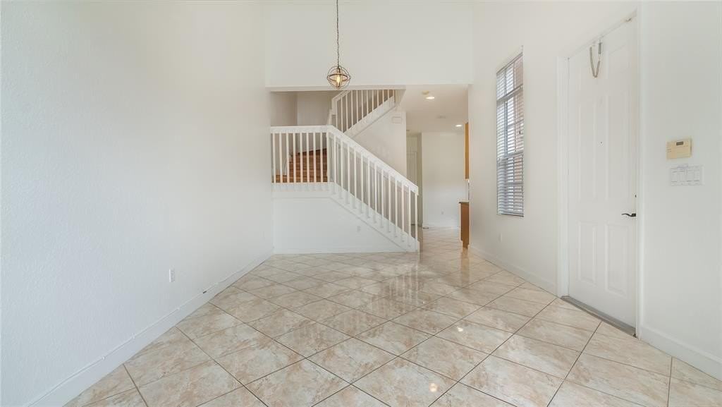 1061 Sw 147th Ter #1061 - Photo 3 of 21