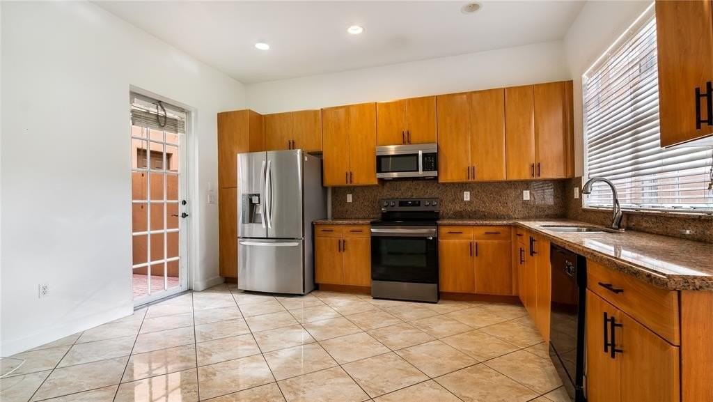 1061 Sw 147th Ter #1061 - Photo 7 of 21