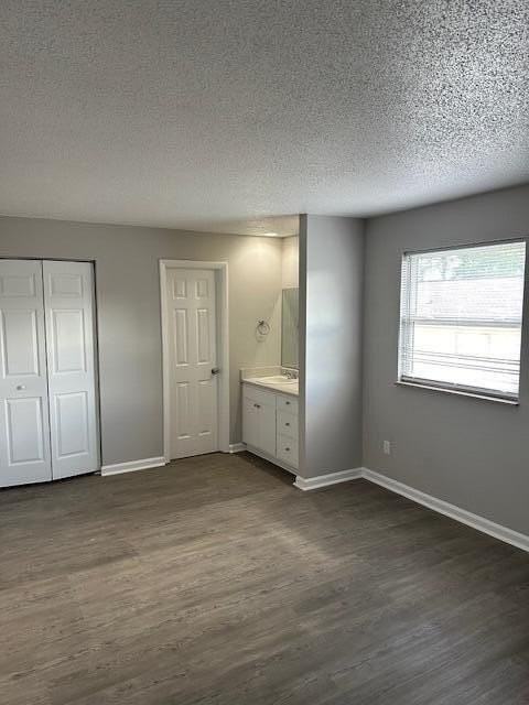 2075 Clingan Dr Nw - Photo 6 of 9