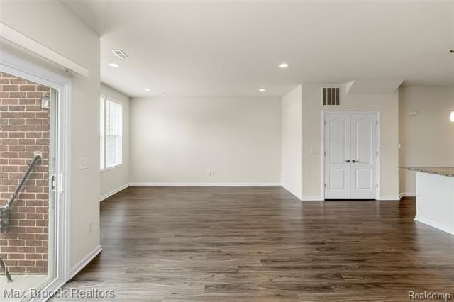 43474 Chancellor Ln #79 - Photo 6 of 38