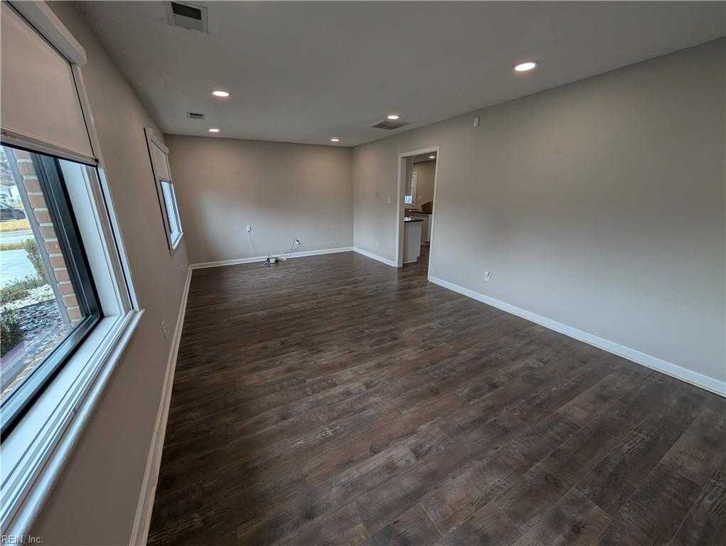 3120 Tournament Dr - Photo 6 of 27