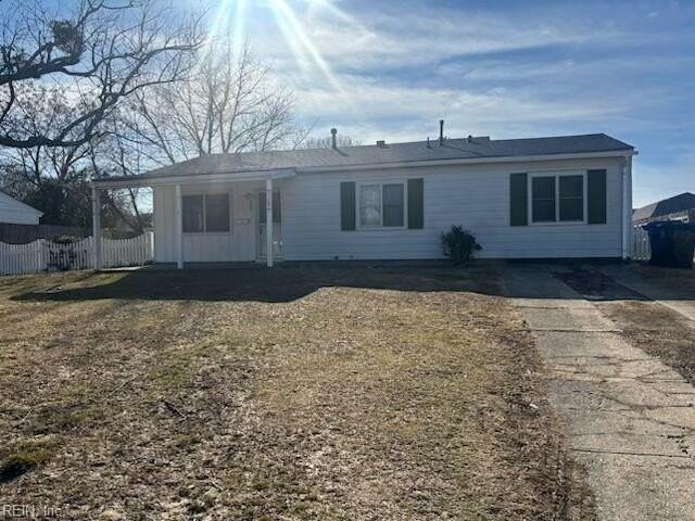 837 Brinson Ln - Photo 2 of 17