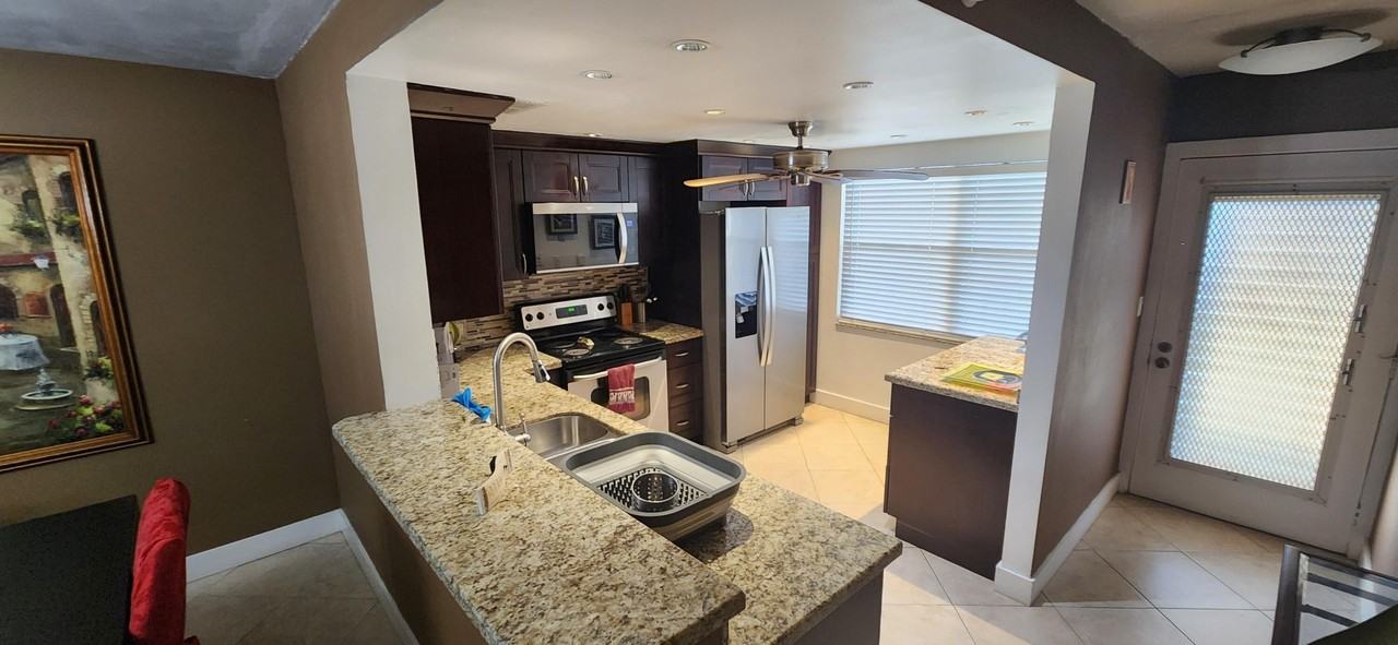 3002 Portofino Isle #L3 - Photo 5 of 45