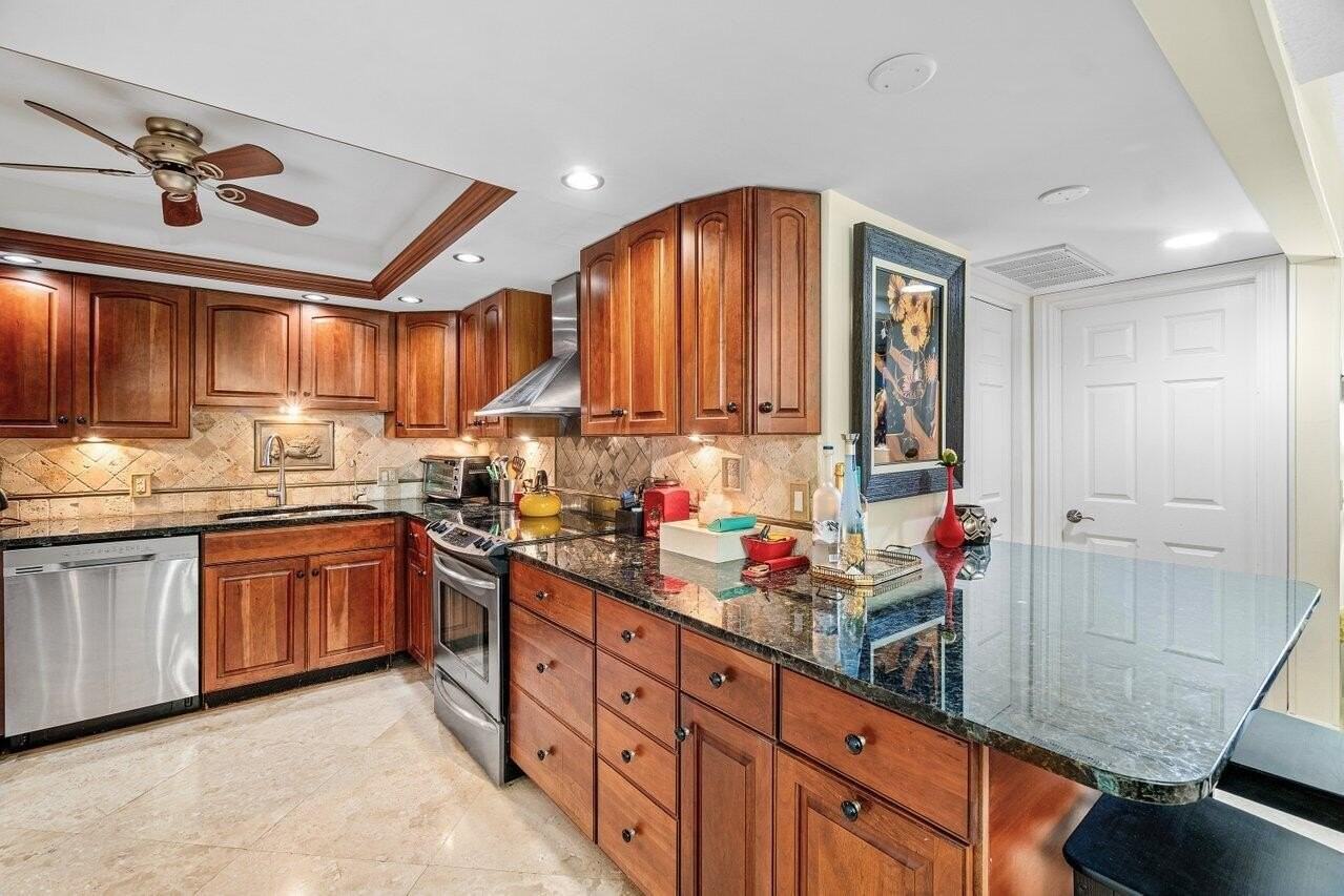 3610 S Ocean Blvd #108 - Photo 7 of 50