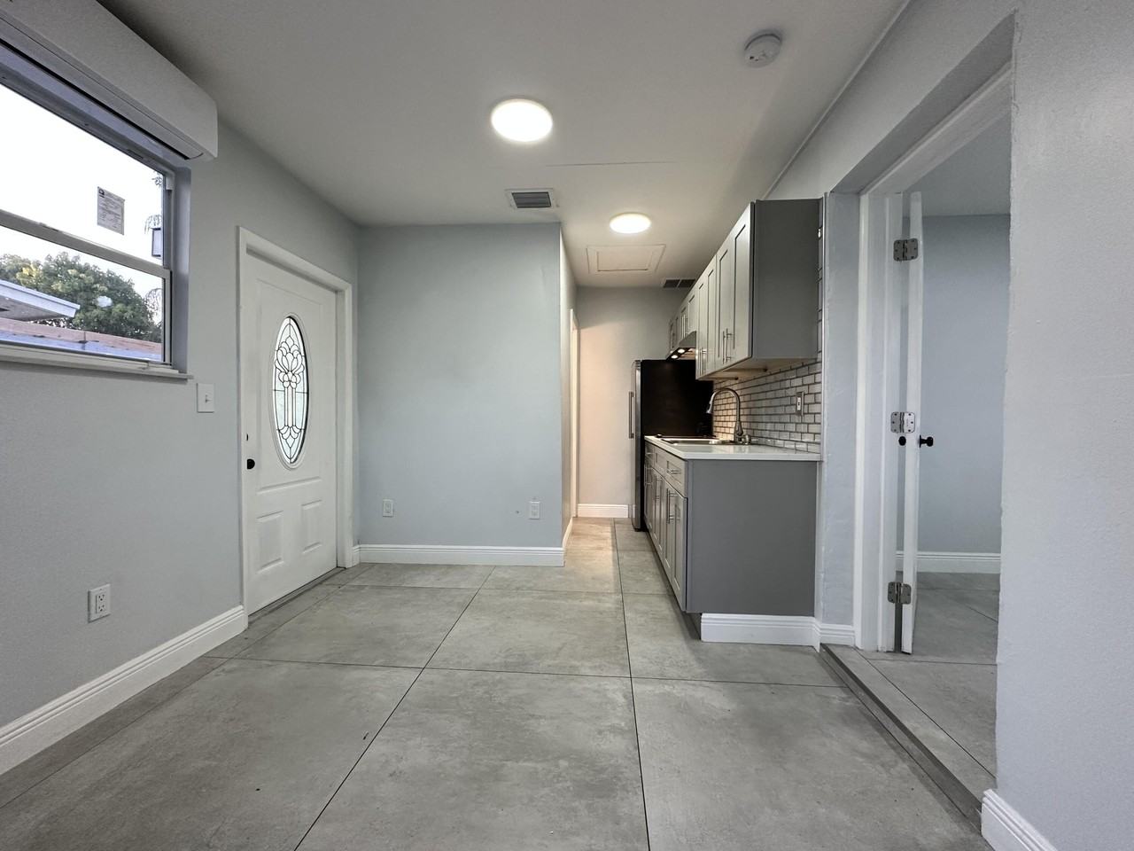 6157 Westover Rd - Photo 4 of 17