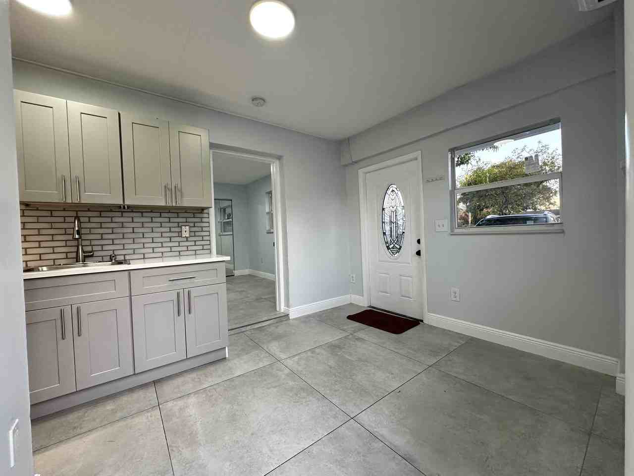 6157 Westover Rd - Photo 6 of 17