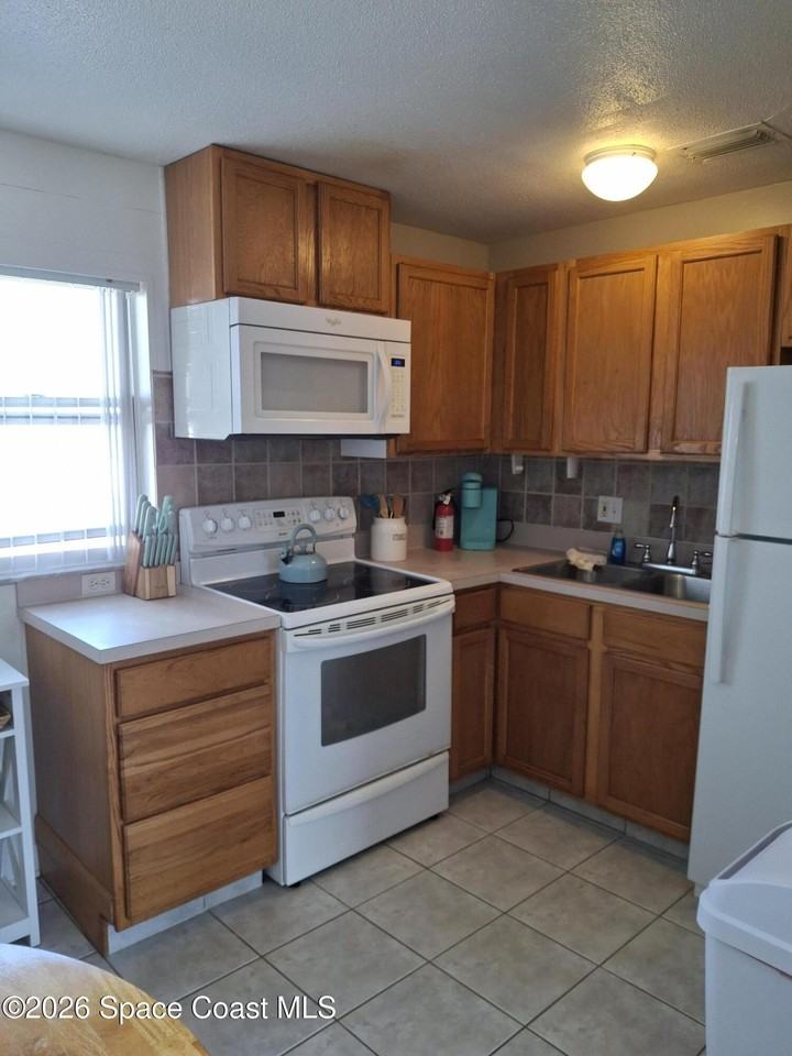 7165 Ridgewood Ave Unit Unt7 #UNT7 - Photo 6 of 20