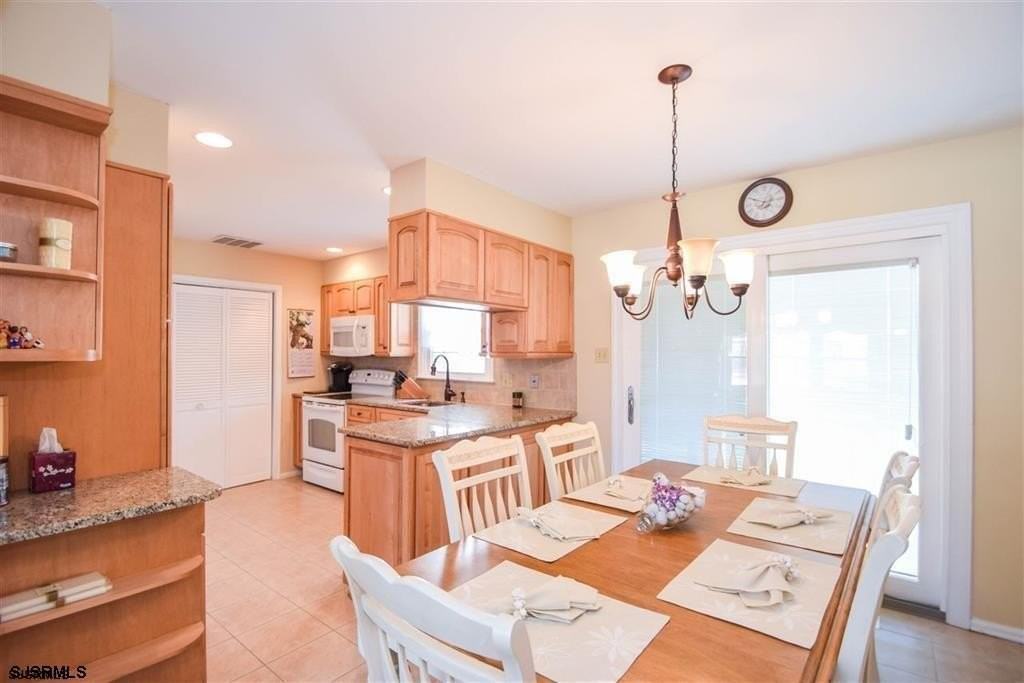 326 Gull Cv - Photo 4 of 11