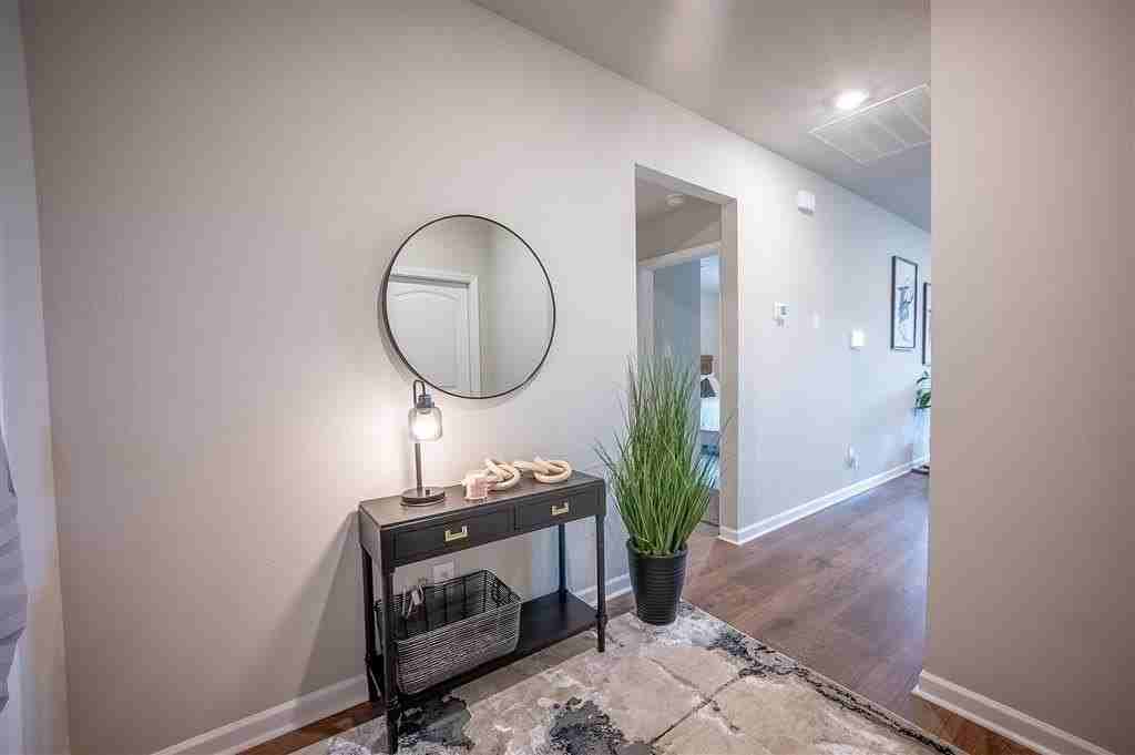 4750 Firefly Ct - Photo 3 of 21