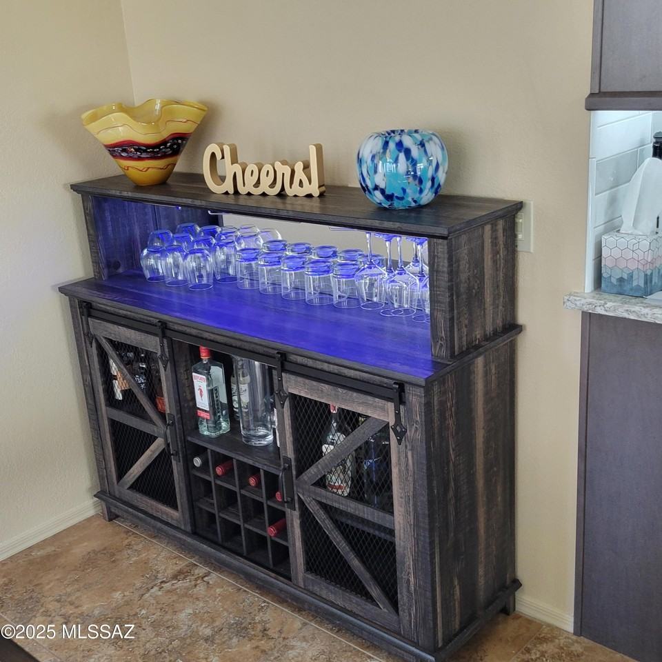 38135 S Rolling Hills Dr - Photo 7 of 42