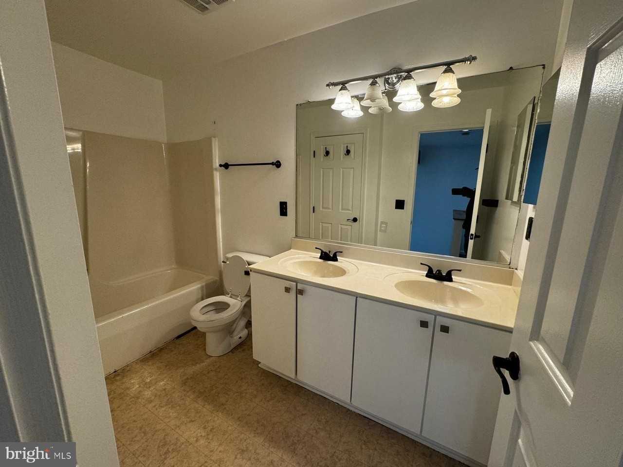 8315 Township Dr - Photo 4 of 15