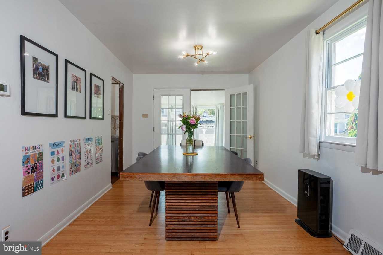 222 Belle Arbor Dr - Photo 3 of 14