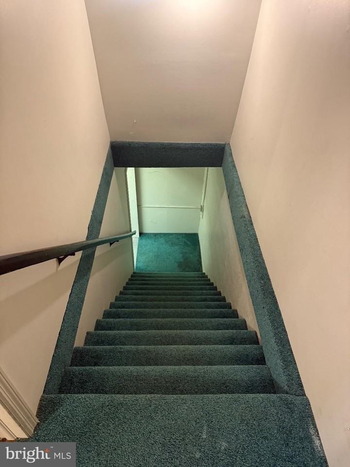 24 N 3rd St Apt E #E - Photo 4 of 27