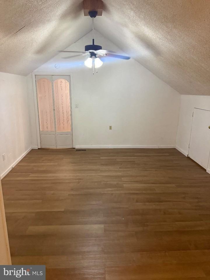 24 N 3rd St Apt E #E - Photo 6 of 27