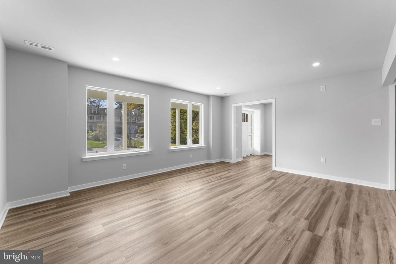 151 Old Lincoln Hwy - Photo 4 of 20