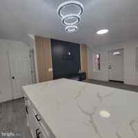 featured image of 530 E Ashmead St