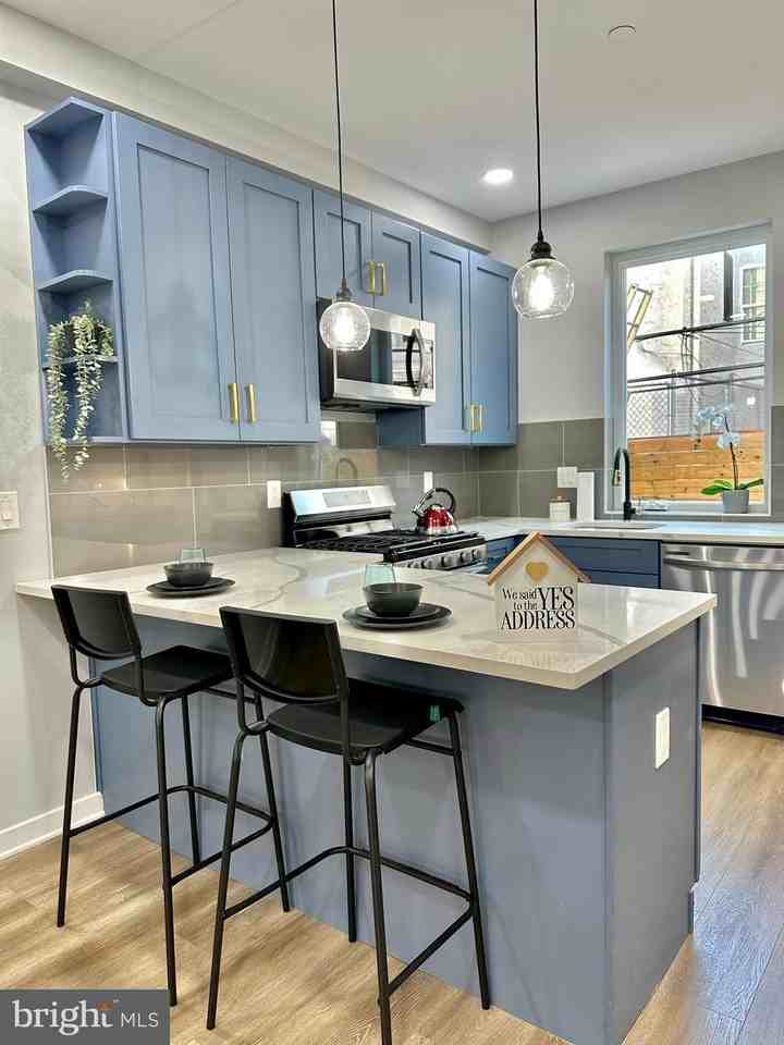 1636 S Bailey St - Photo 6 of 50