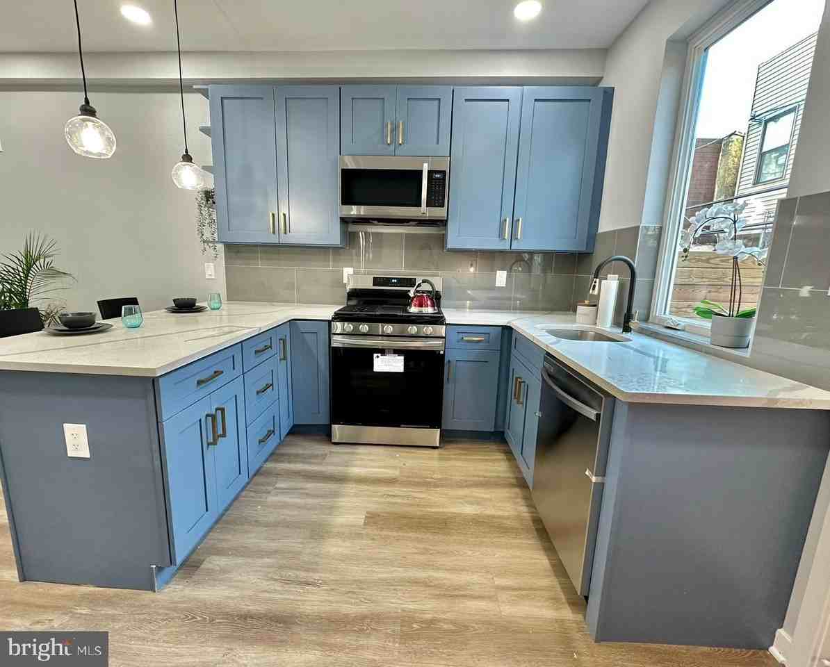 1636 S Bailey St - Photo 7 of 50