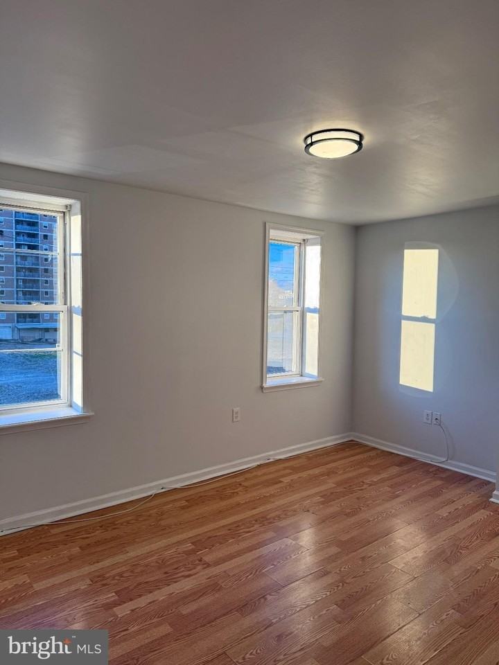 2427 N 10th St Unit B #B - Photo 7 of 24