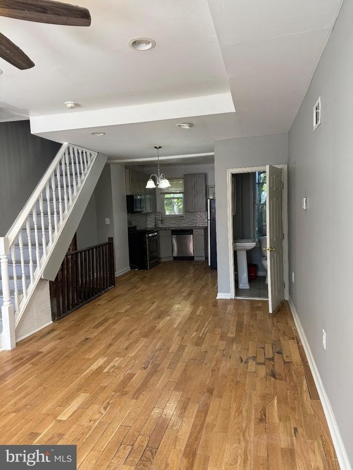 3104 Hurley St - Photo 4 of 14