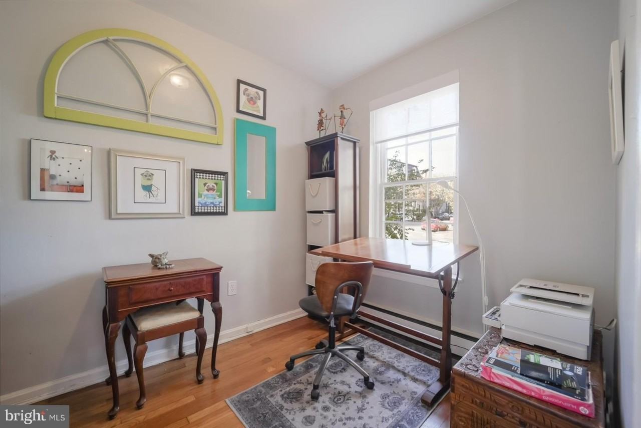 428 Wolfe St - Photo 4 of 18