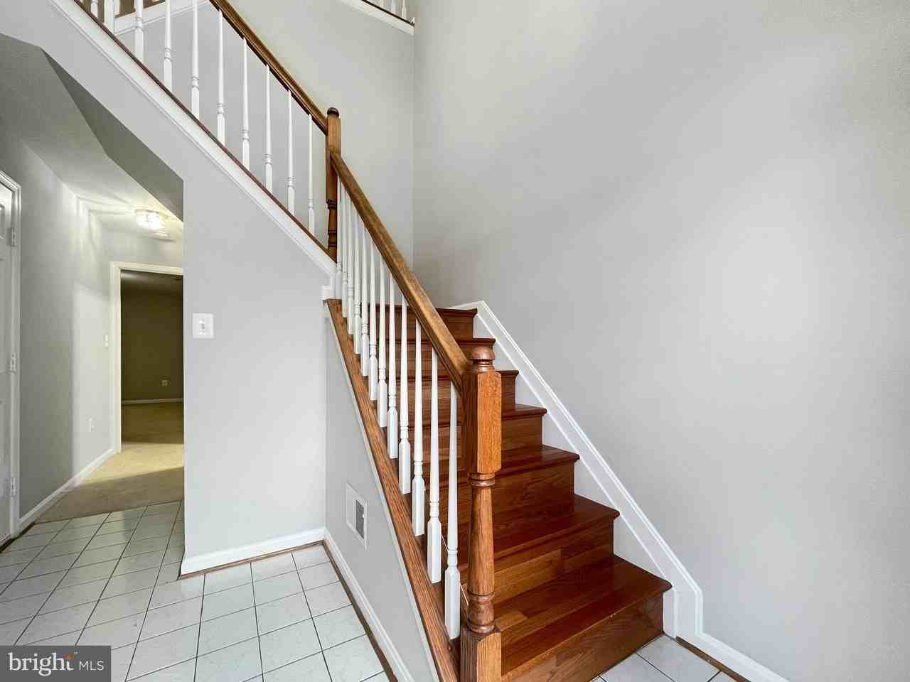 2473 Sugar Mill Way - Photo 4 of 23