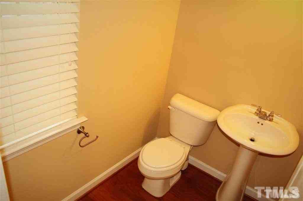 1009 Frank Page Dr - Photo 7 of 14