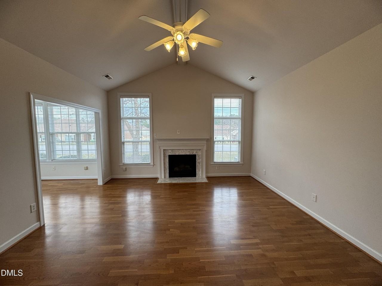 4622 Ivy Blossom Ln - Photo 6 of 15