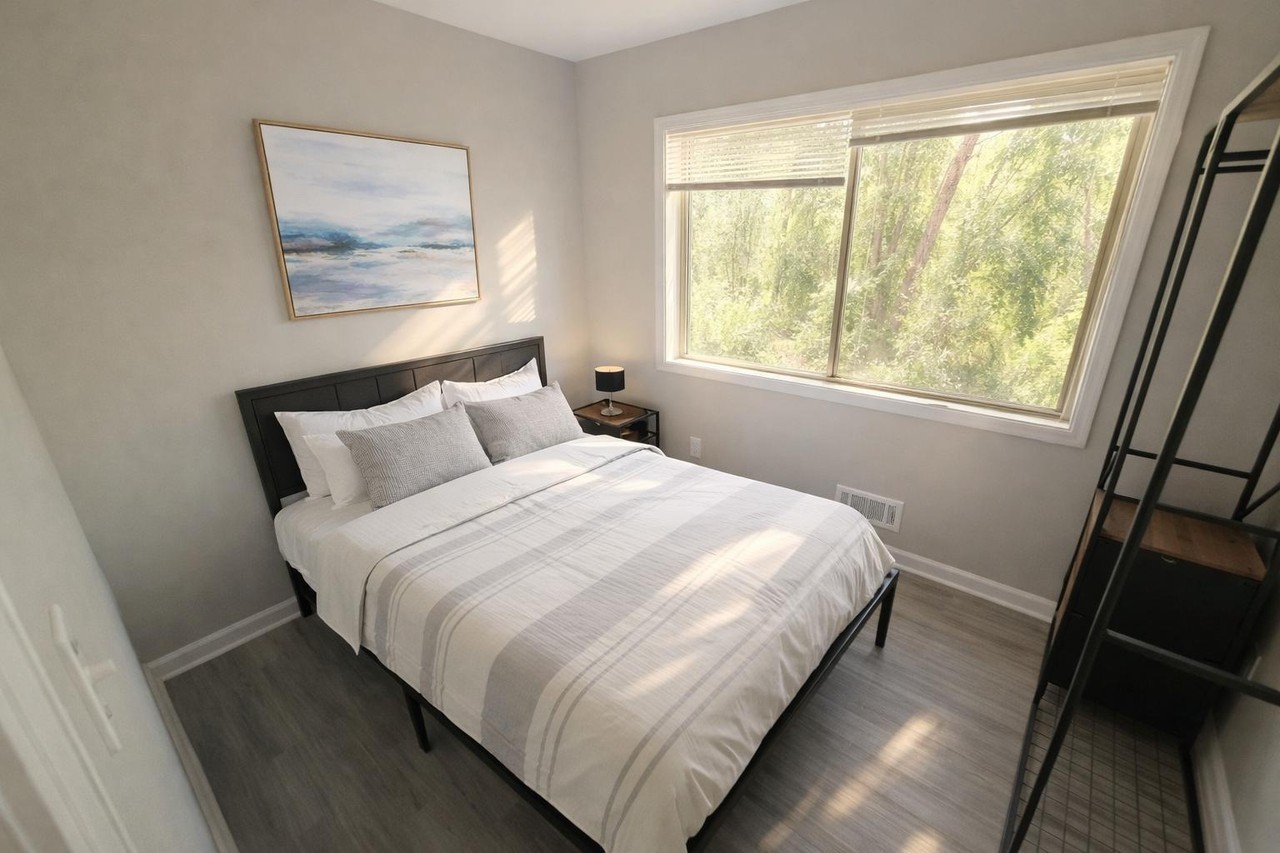 Norgate Ct - Photo 3 of 5