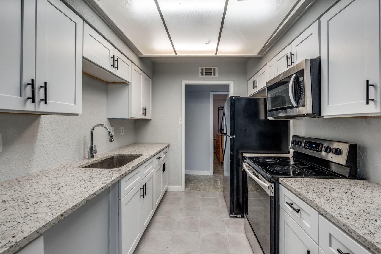 Eagle Lake Dr - Photo 3 of 18