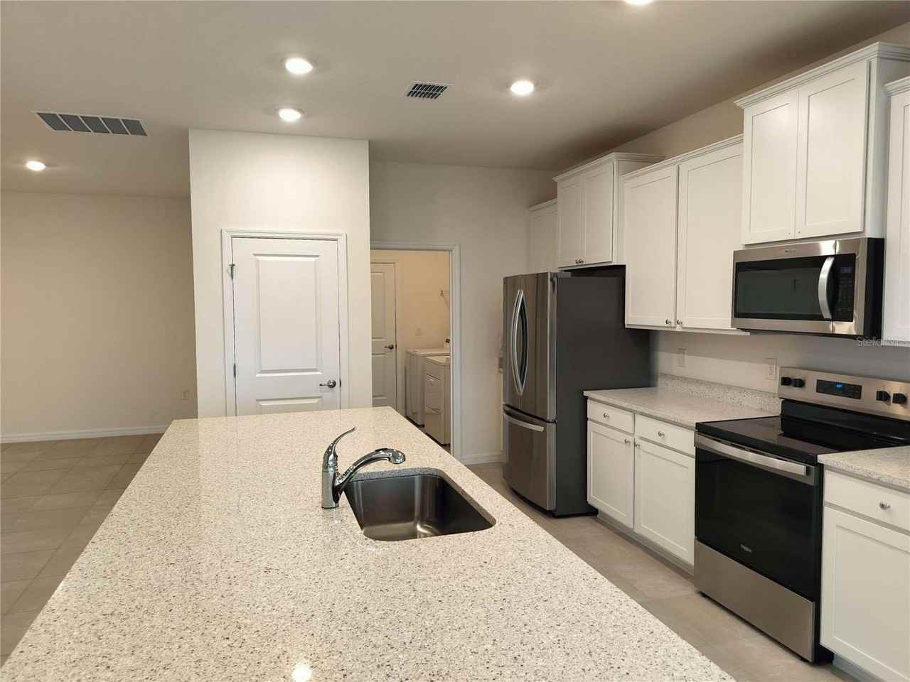 3144 Canopy Oak Blvd - Photo 6 of 36