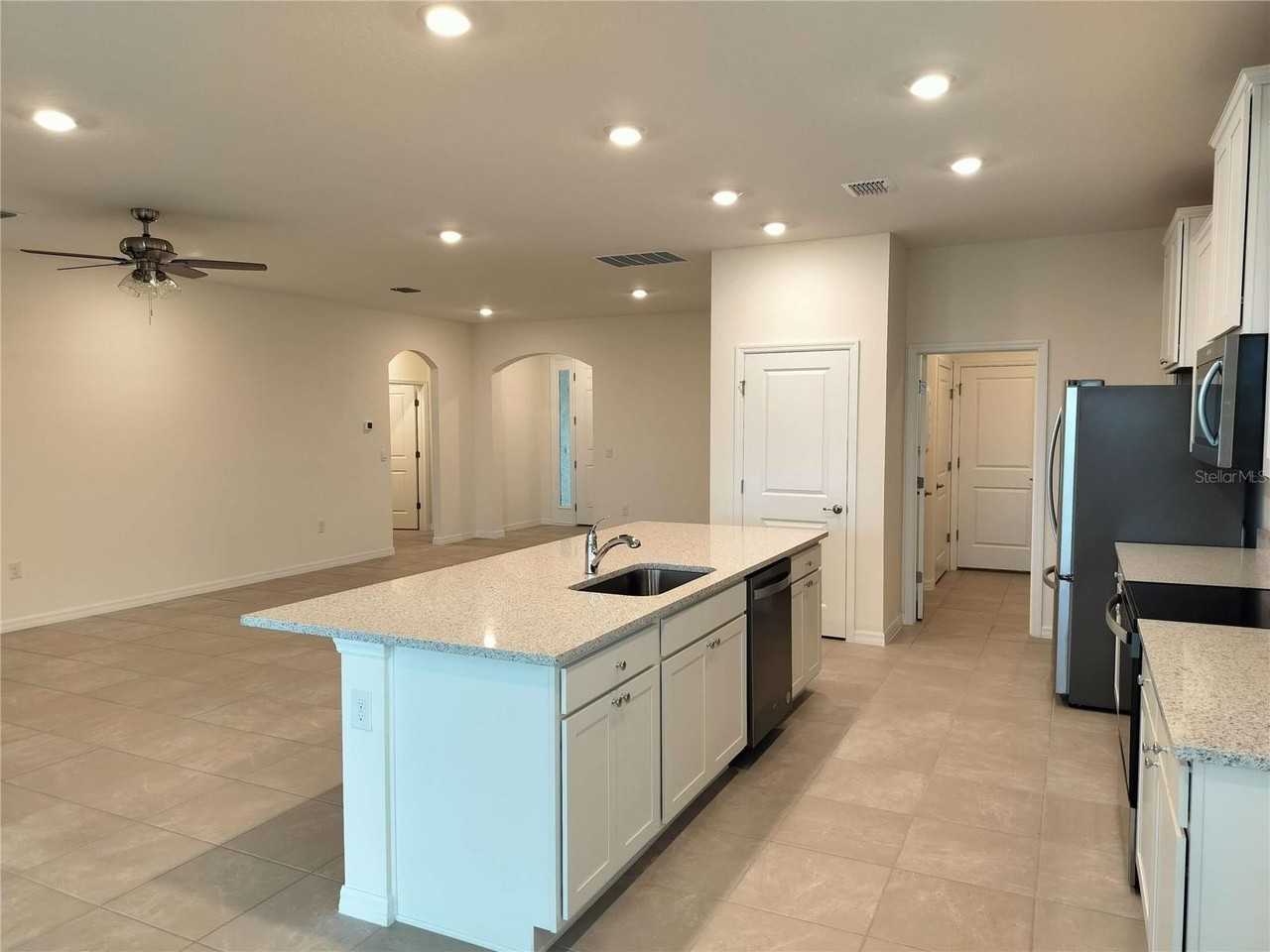 3144 Canopy Oak Blvd - Photo 7 of 36