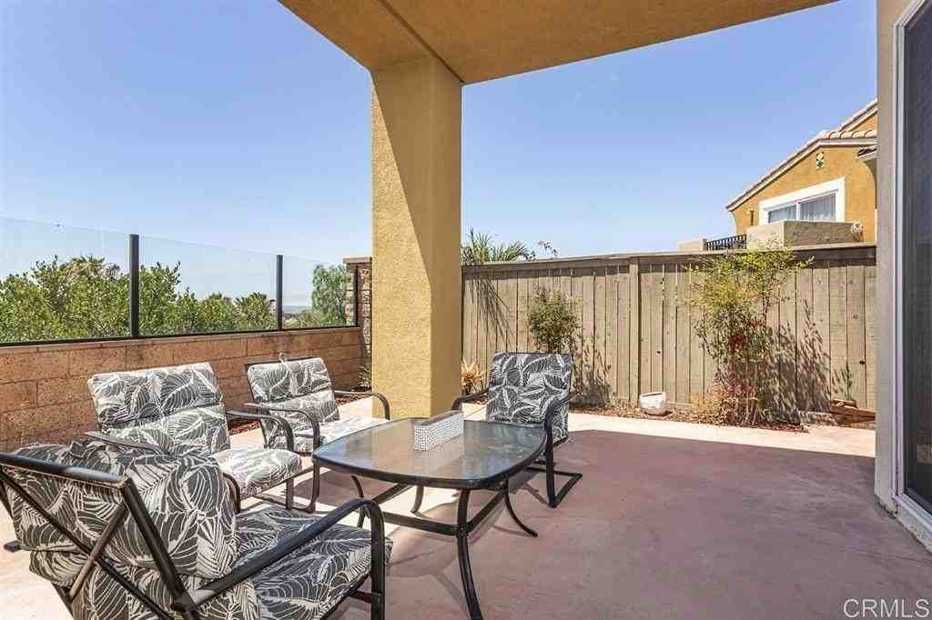 740 Callecita Aquilla Sur - Photo 6 of 15