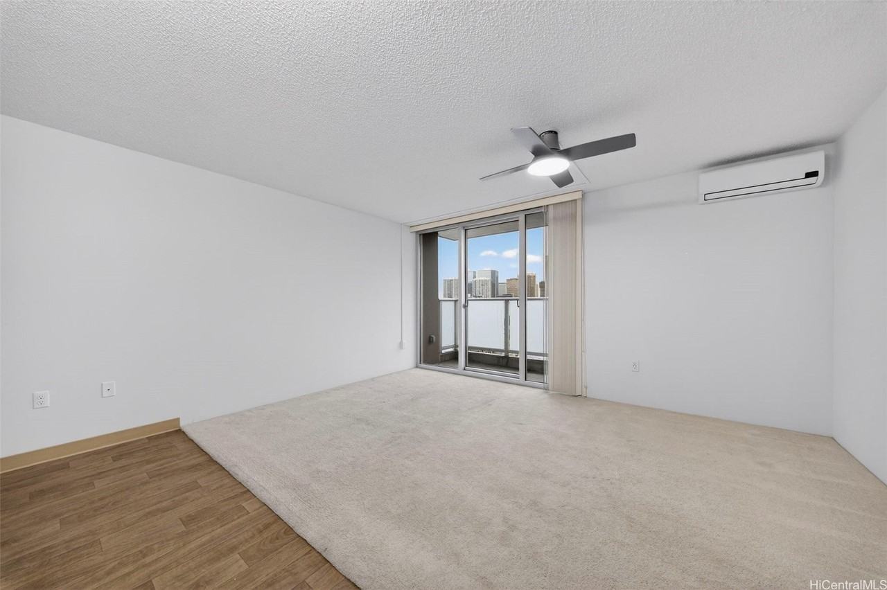 801 South St - Photo 4 of 23