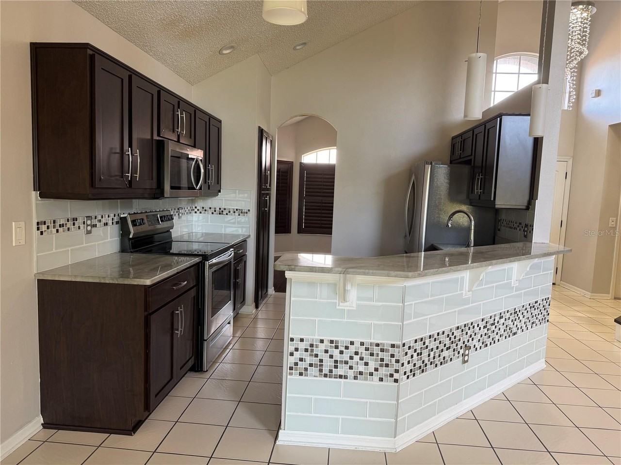 2819 Crane Trace Cir - Photo 3 of 28