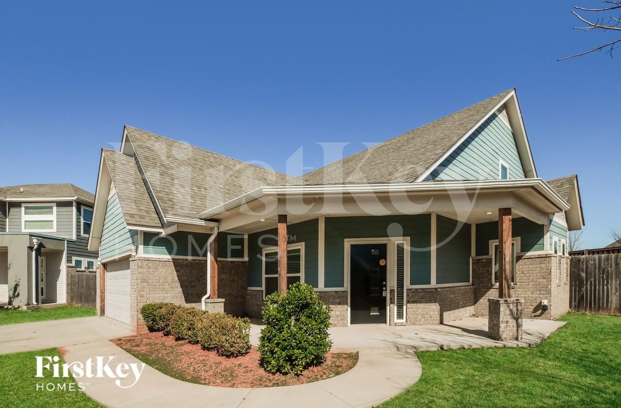 601 Nw 179th Cir - Photo 2 of 19