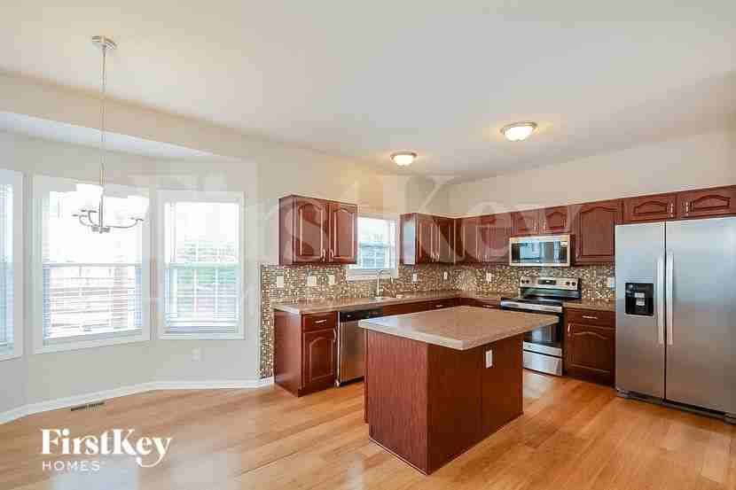 4037 Mantua Way - Photo 6 of 15