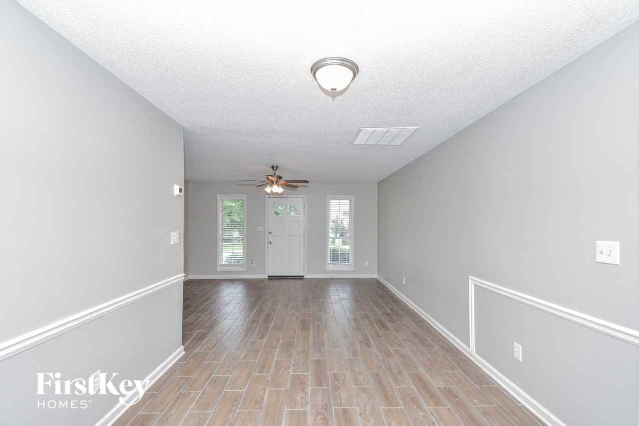 41 Country Village Dr - Photo 2 of 15