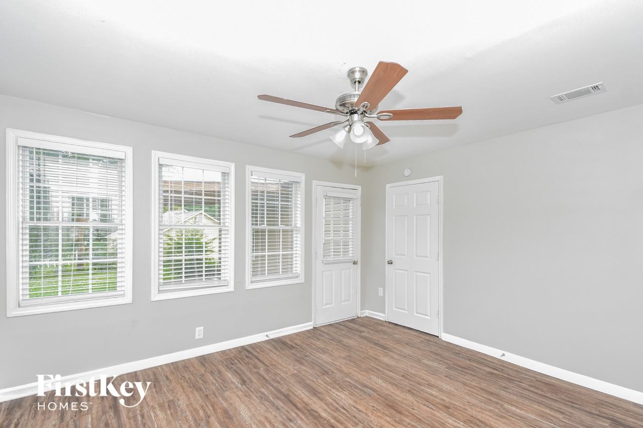 41 Country Village Dr - Photo 7 of 15